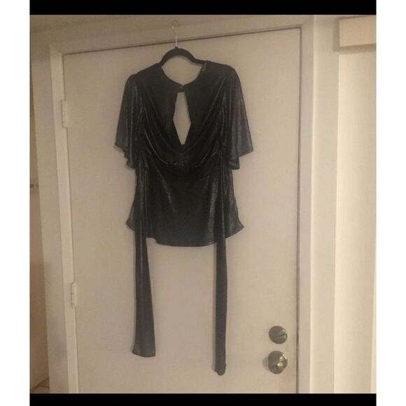 EXPRESS Black & Gold Metallic Shimmer Tie Back Top Sz M - Picture 5 of 5
